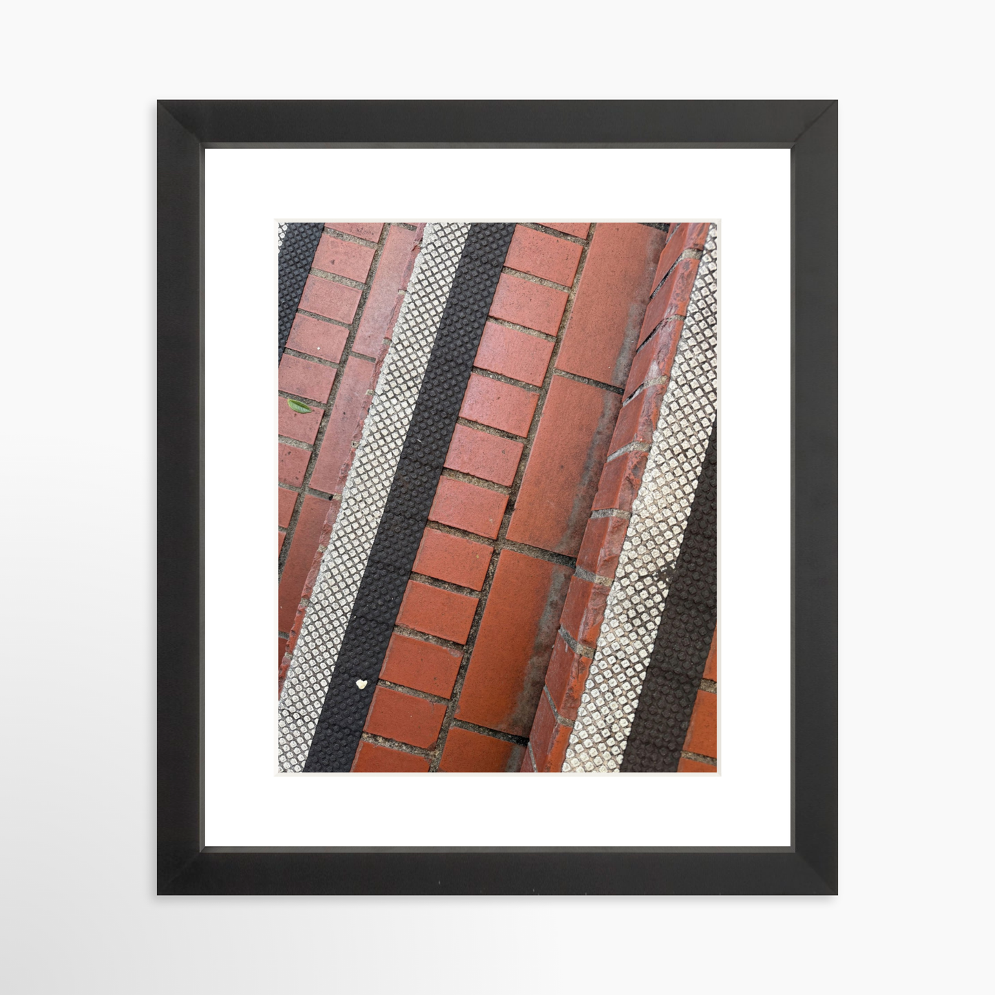 8" x  10" / Black / Mat