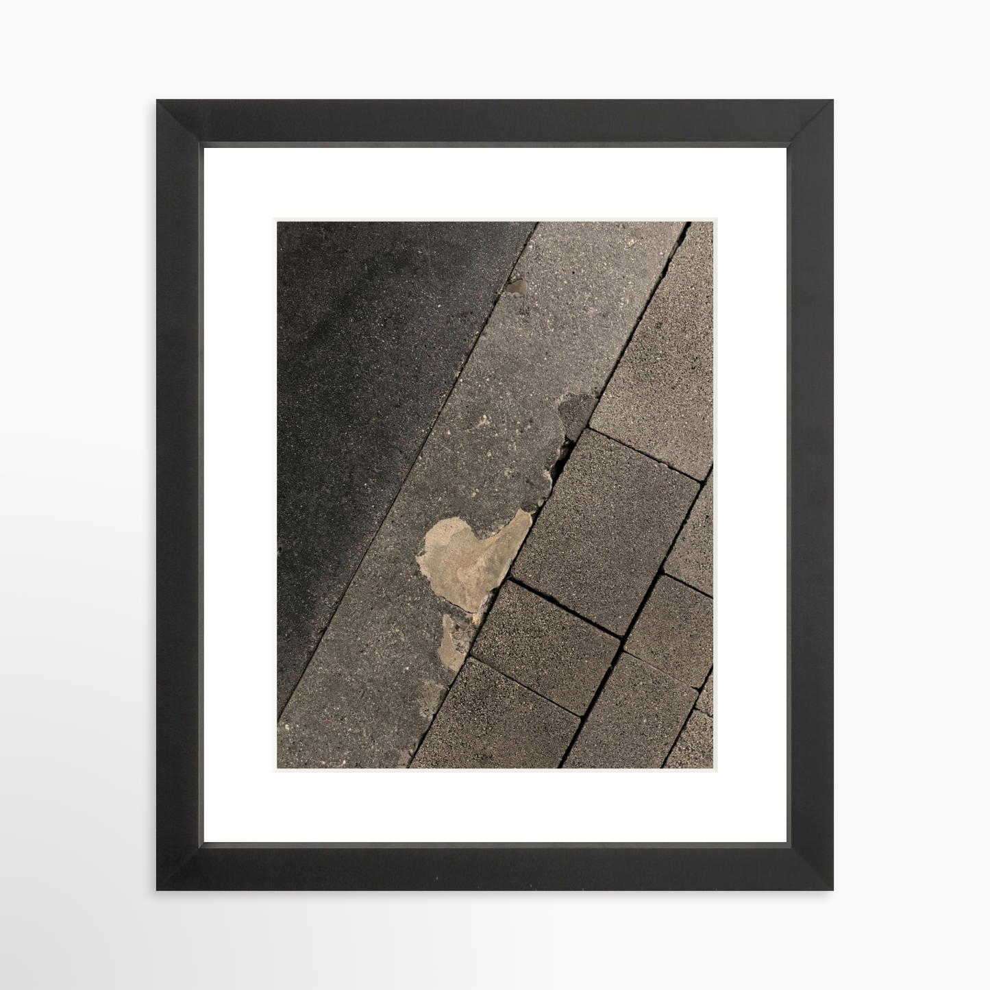 8" x  10" / Black / Mat