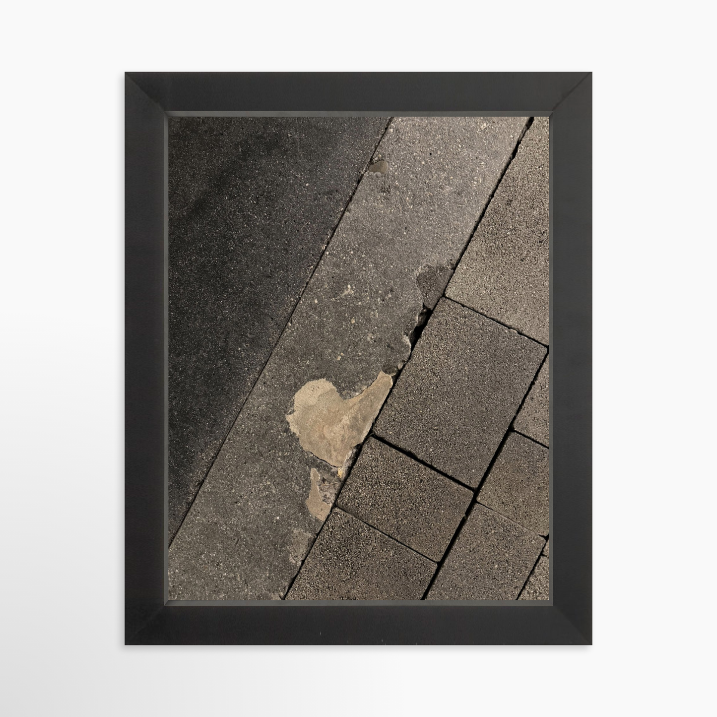 8" x  10" / Black / No Mat