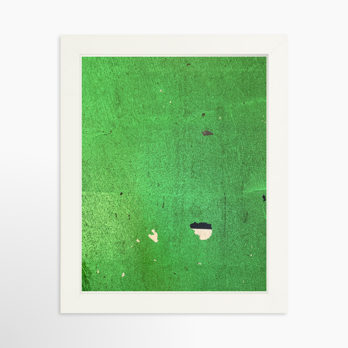 8" x  10" / White / No Mat
