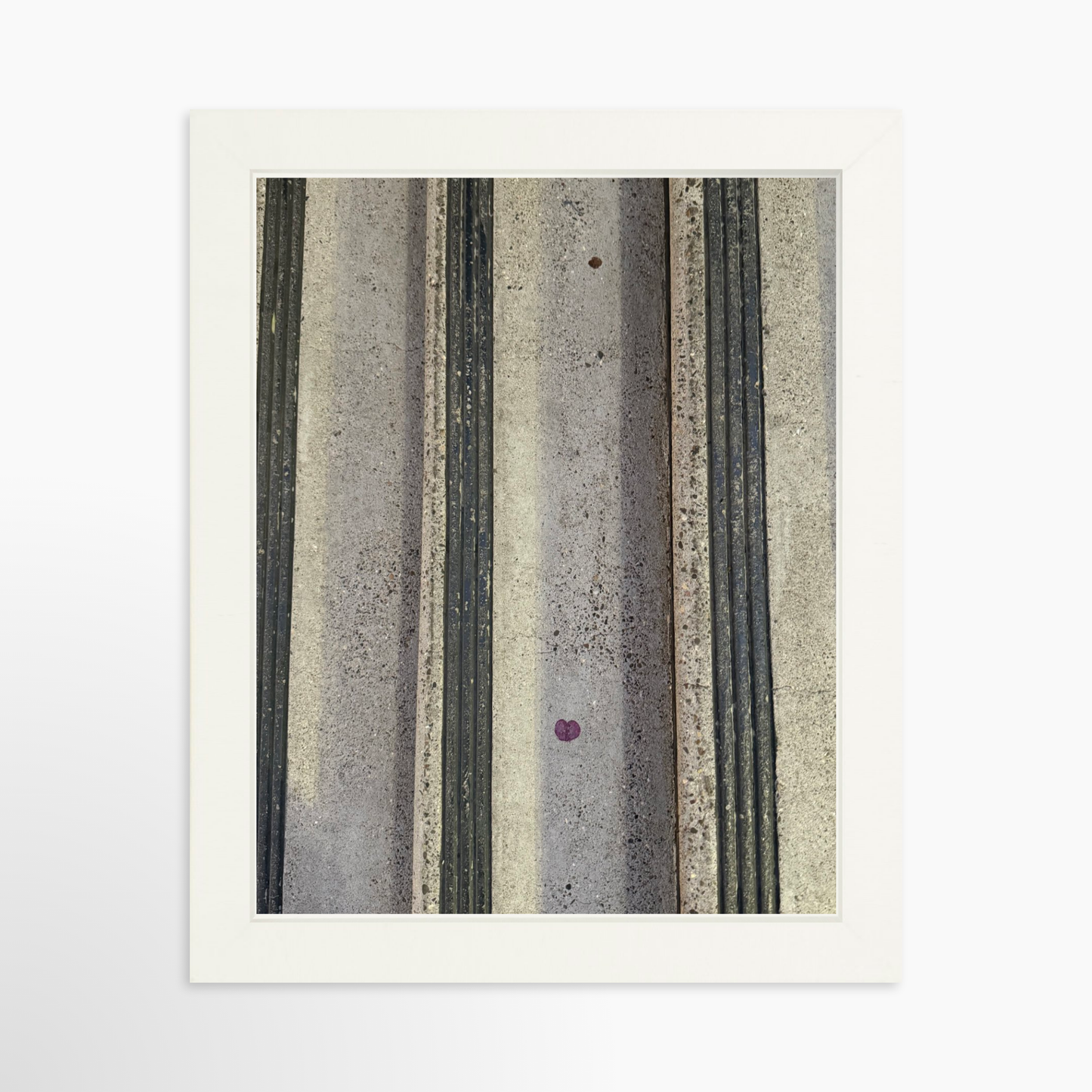 8" x  10" / White / No Mat