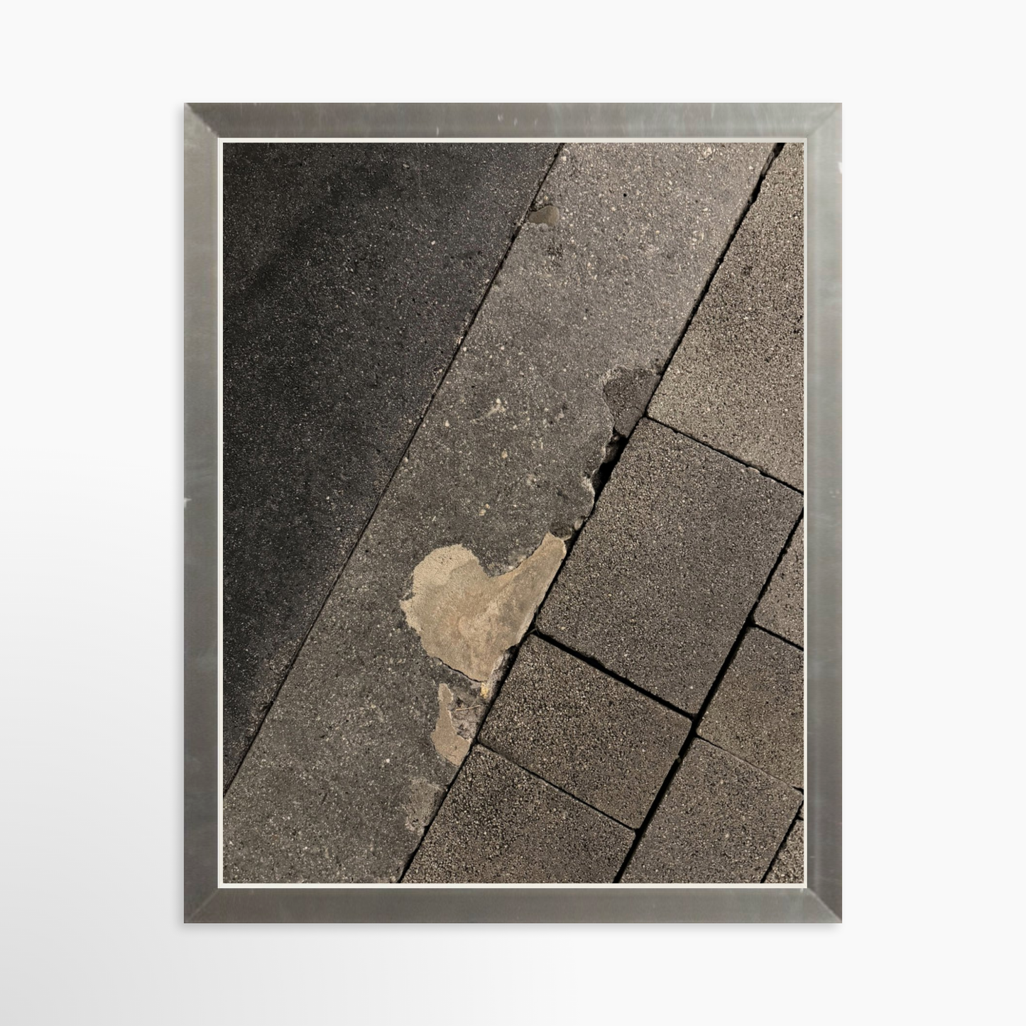 8" x  10" / Silver / No Mat